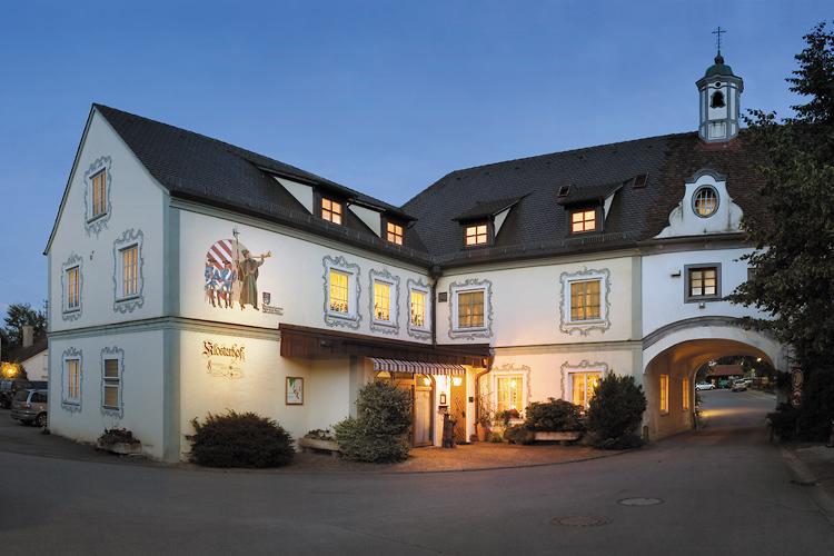 Hotel Restaurant Klosterhof Gutenzell-Hurbel Bagian luar foto
